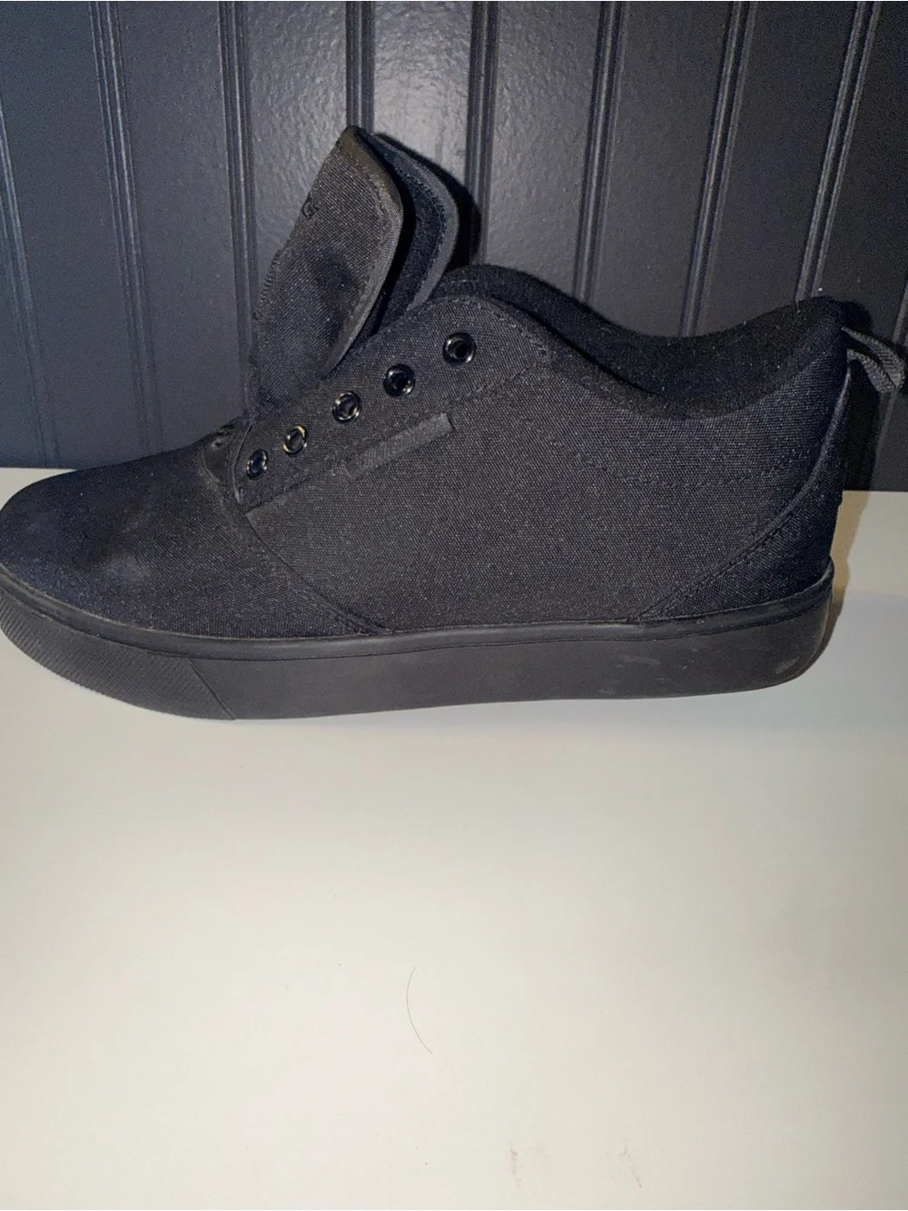 Black Heeleys Men's Slip-On Casual Shoes - Heelys Pro 20